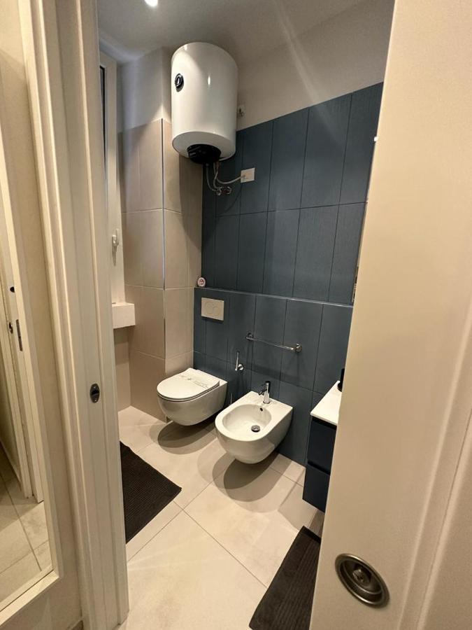 Di Passaggio Hotel Bari Bagian luar foto