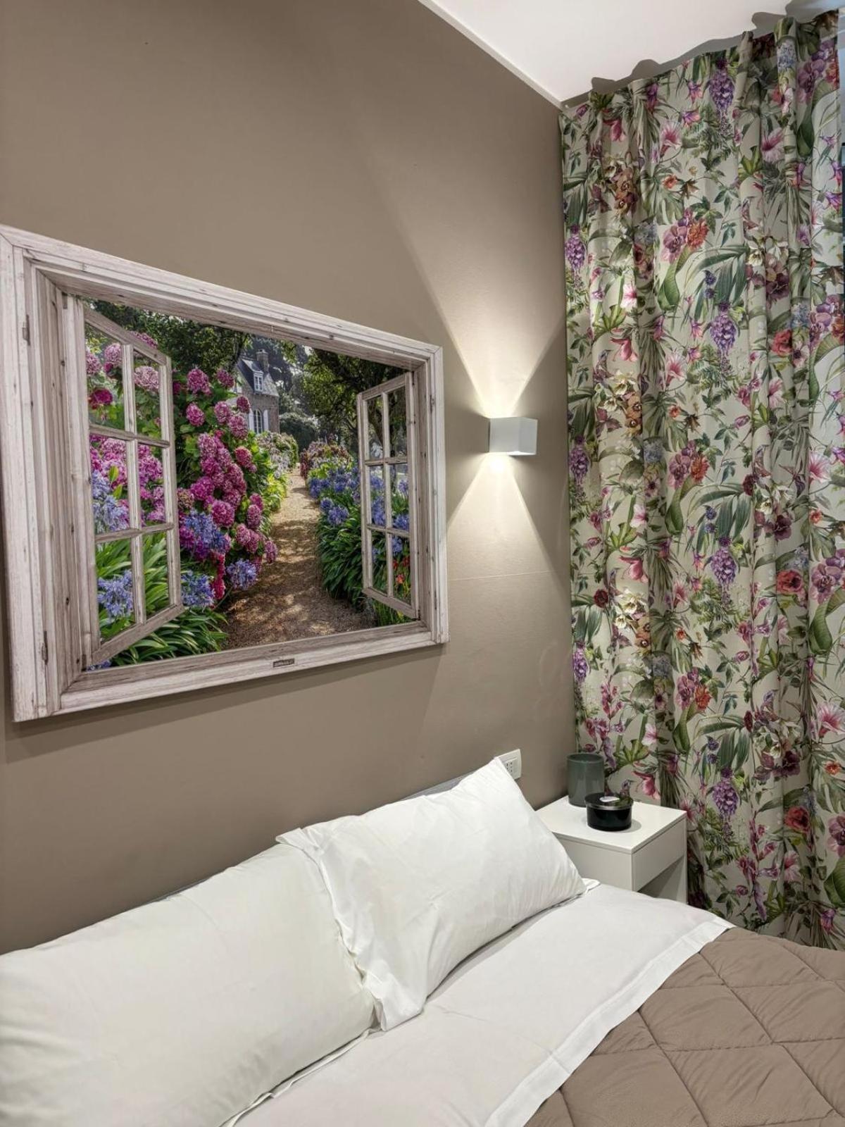 Di Passaggio Hotel Bari Bagian luar foto